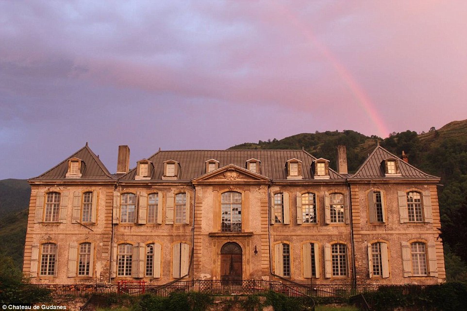 chateaugudanes4